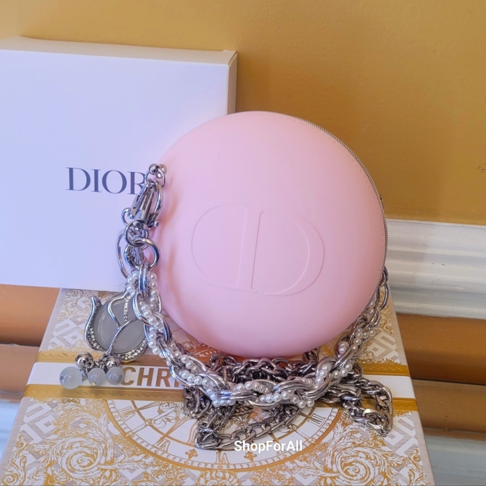 Dior - Picture 8 of 16